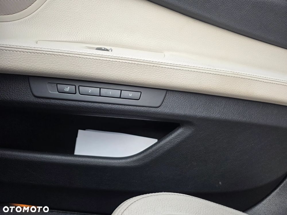 BMW Seria 7 730d xDrive - 14