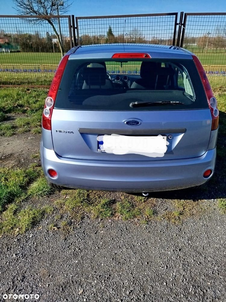 Ford Fiesta - 16