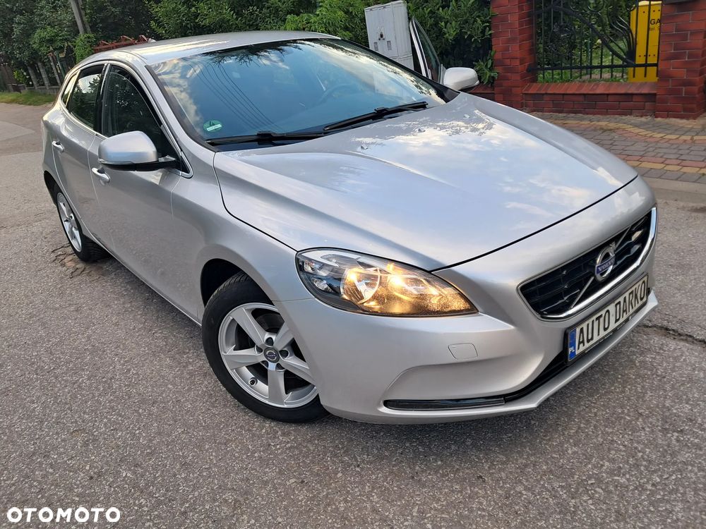 Volvo V40 D2 You - 17