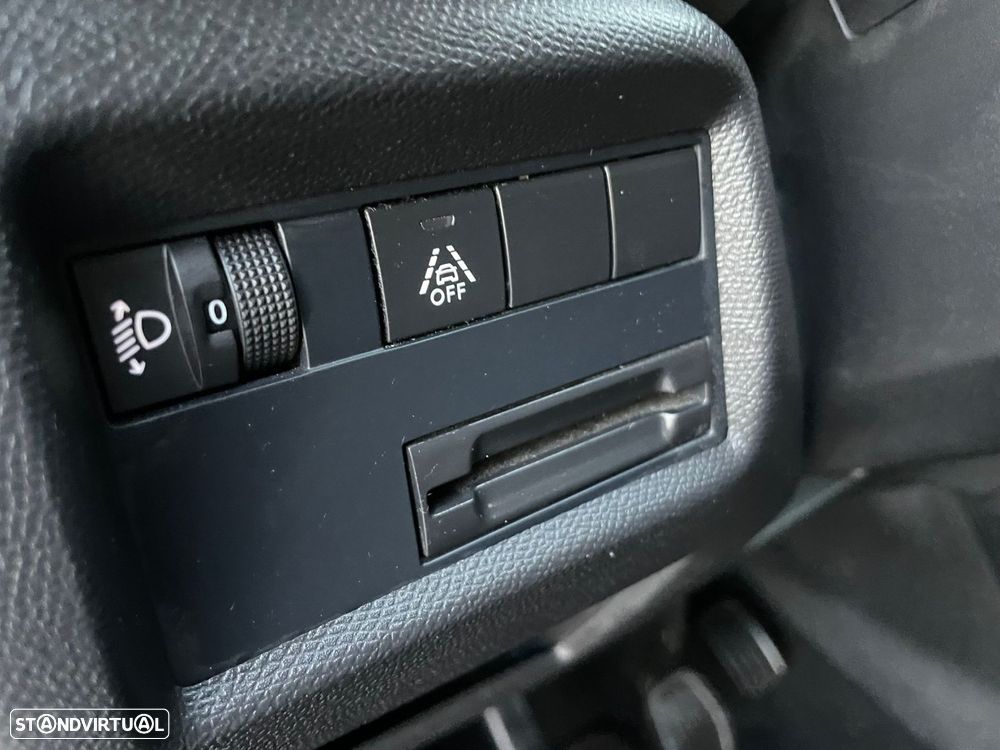 Citroën C5 Aircross 1.5 BlueHDi Feel Business - 32