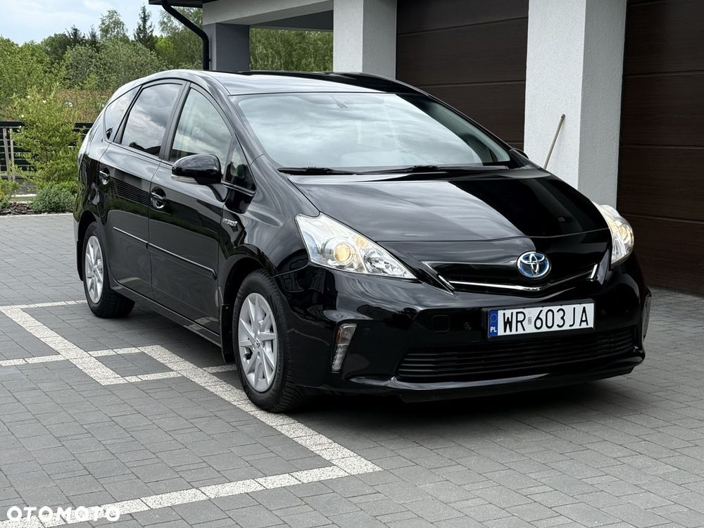 Toyota Prius+ (Hybrid) Executive - 11