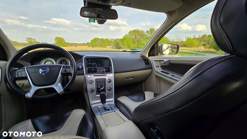 Volvo XC 60 D5 AWD Summum - 9