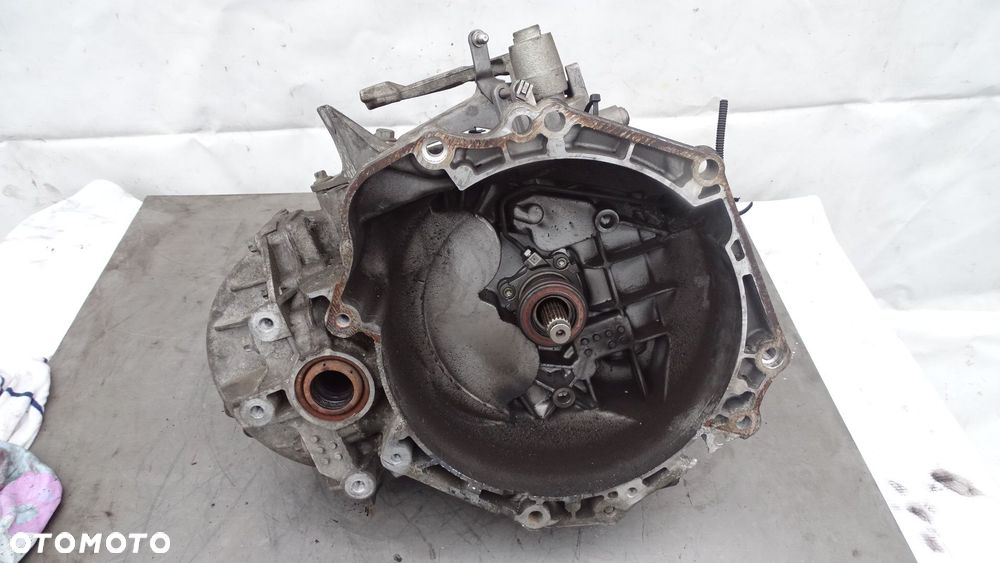 SKRZYNIA BIEGÓW M32 OPEL ASTRA J GTC 1.6 - 1
