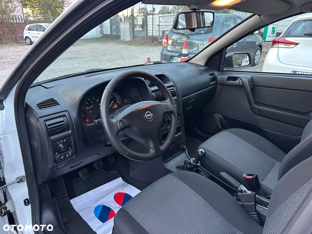 Opel Astra - 12