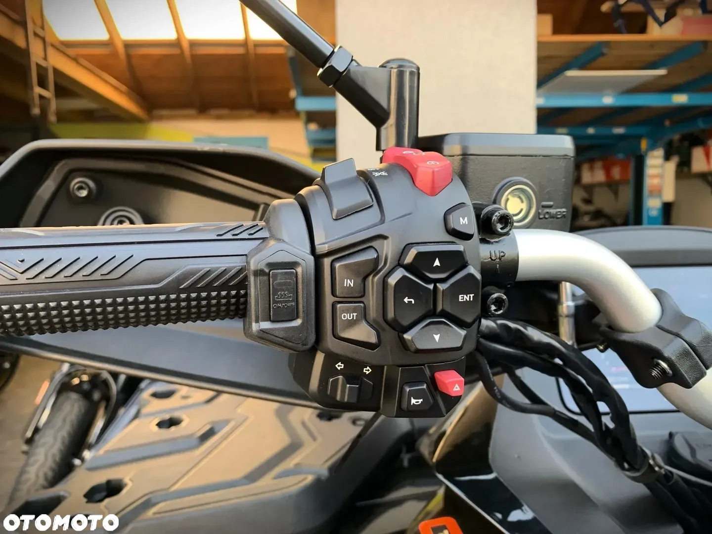 CFMoto CForce - 8