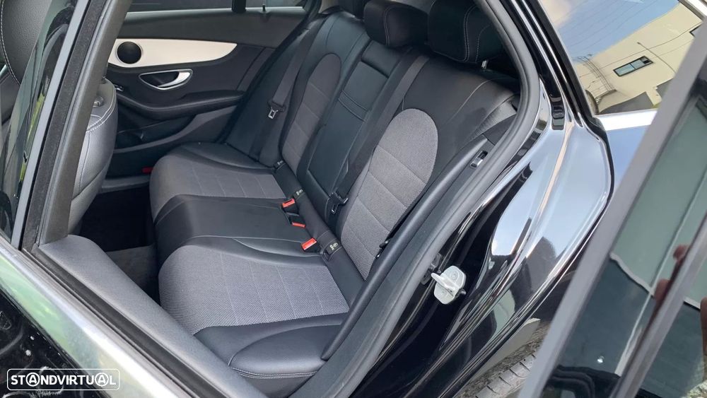 Mercedes-Benz C 220 d Station 9G-TRONIC Avantgarde — fotografia 17