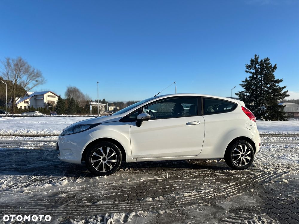 Ford Fiesta 1.25 Ambiente EU5 - 4
