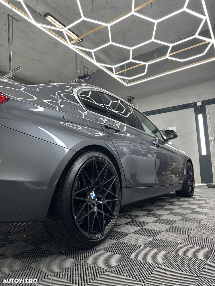 BMW Seria 3 320i Luxury Line - 5