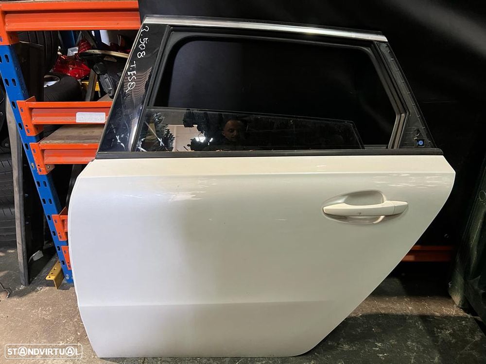 Porta traseira esquerda Peugeot 508 ano 2015 - 1