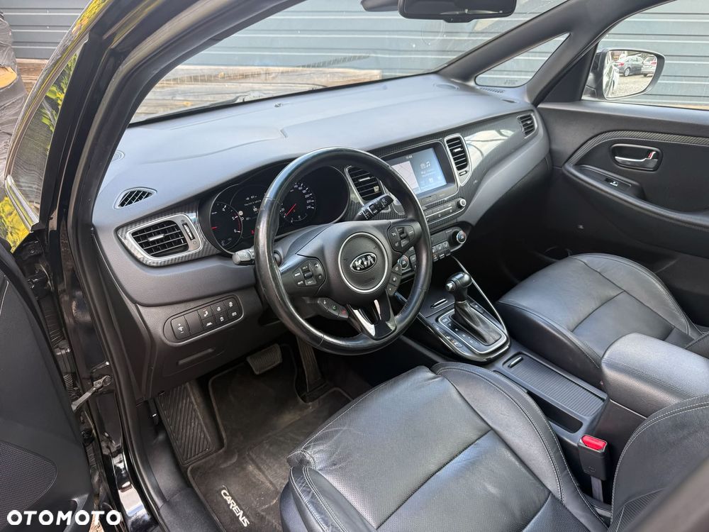 Kia Carens 1.7 CRDi 141 ISG Spirit - 12
