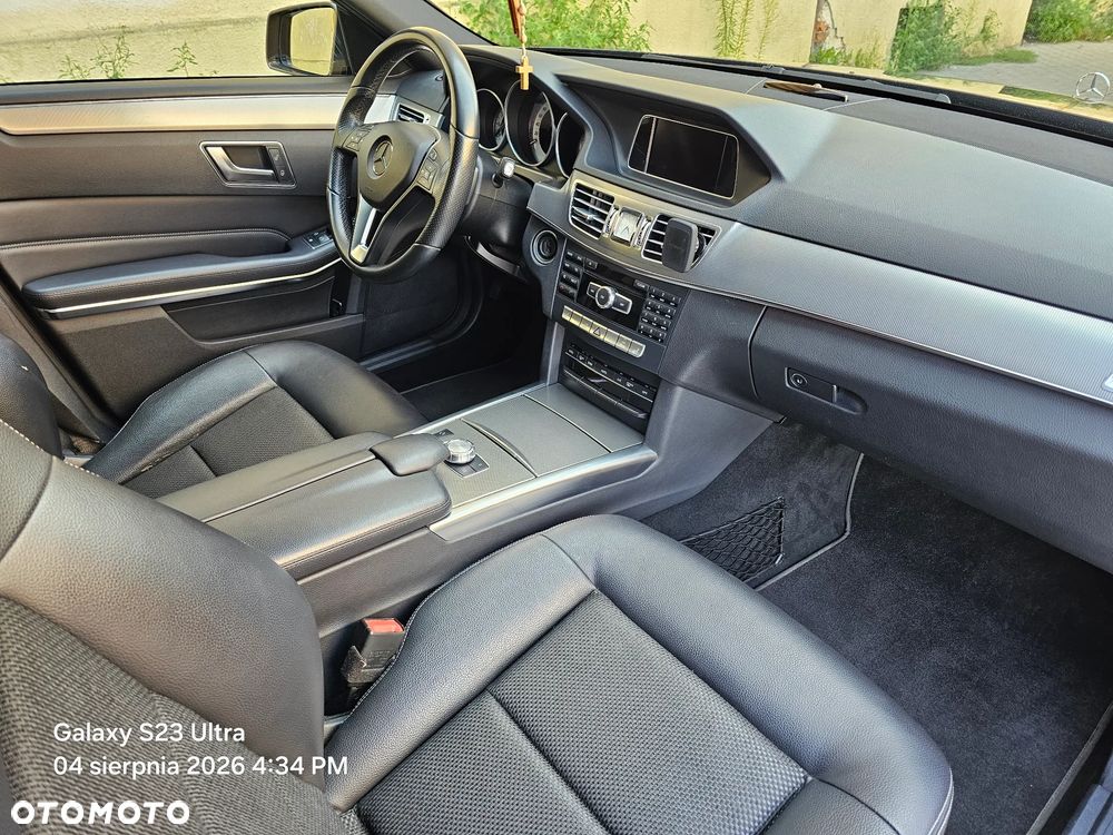 Mercedes-Benz Klasa E 200 7G-TRONIC Elegance - 16