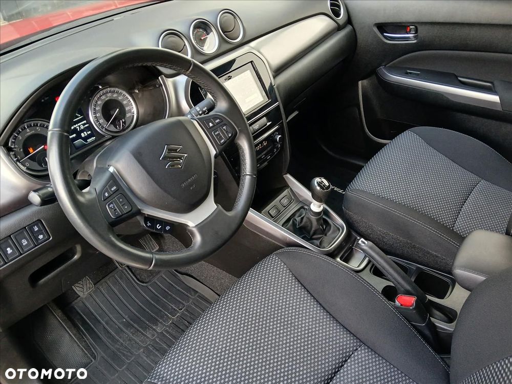 Suzuki Vitara 1.4 Boosterjet SHVS Premium 2WD - 9