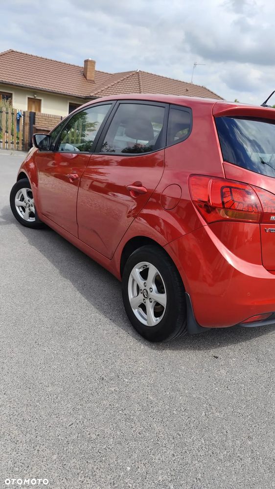 Kia Venga 1.6 L - 15