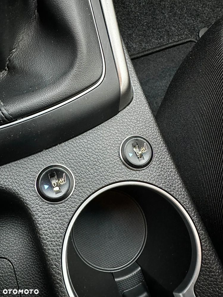 Hyundai i30 blue 1.6 CRDi Trend - 8