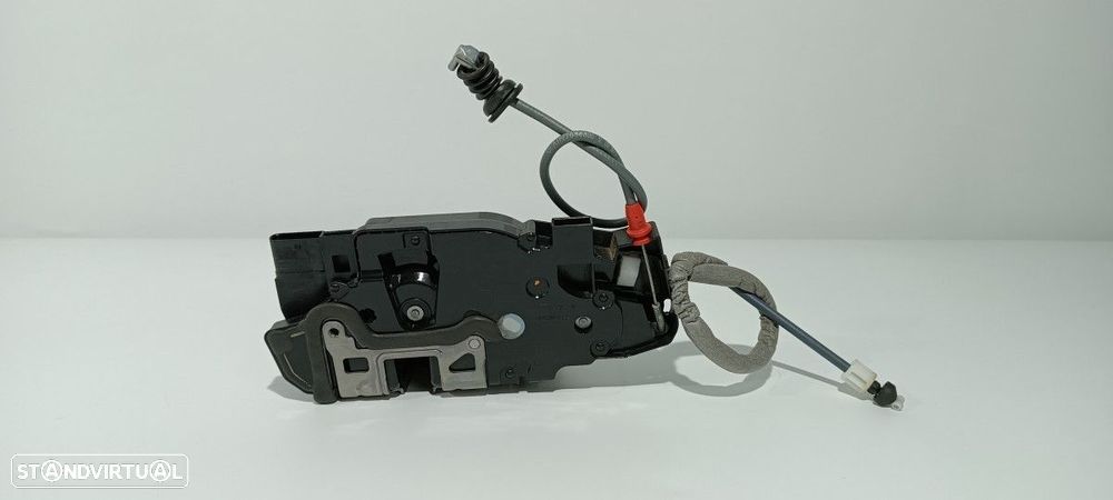 FECHADURA PORTA TRASEIRA ESQUERDA MERCEDES CLASE A (BM 177) A 180 D (177.003) - 7