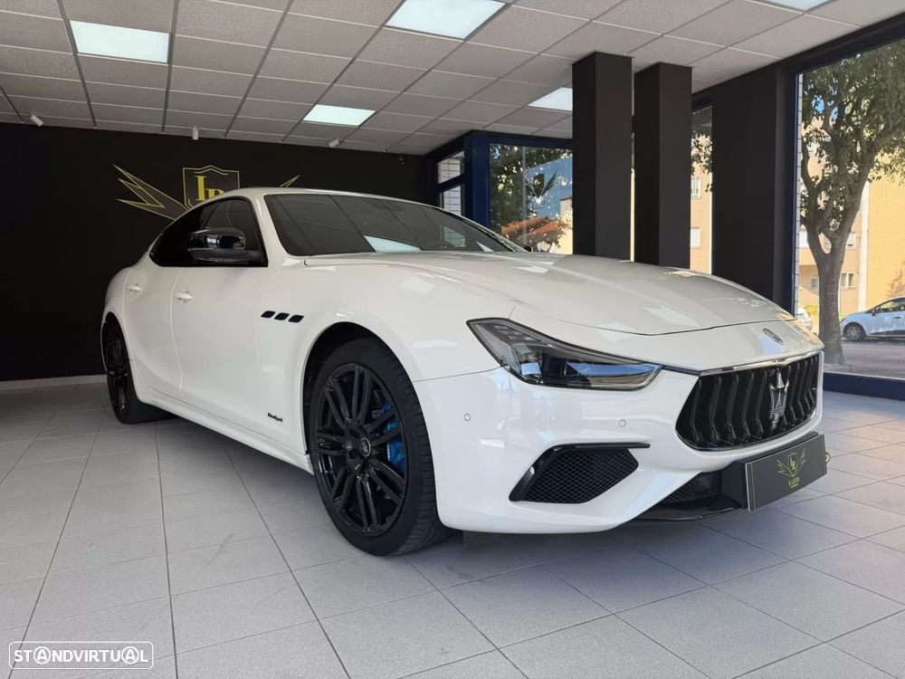 Maserati Ghibli GT Hybrid - 2