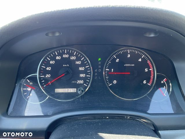 Toyota Land Cruiser - 2