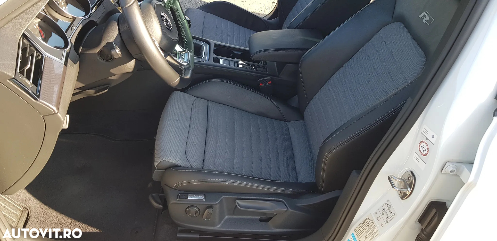 Volkswagen Passat Variant 2.0 TDI SCR (BlueMotion Technology) Highline - 14