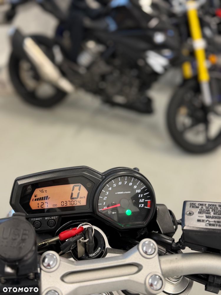 Yamaha FZ - 18