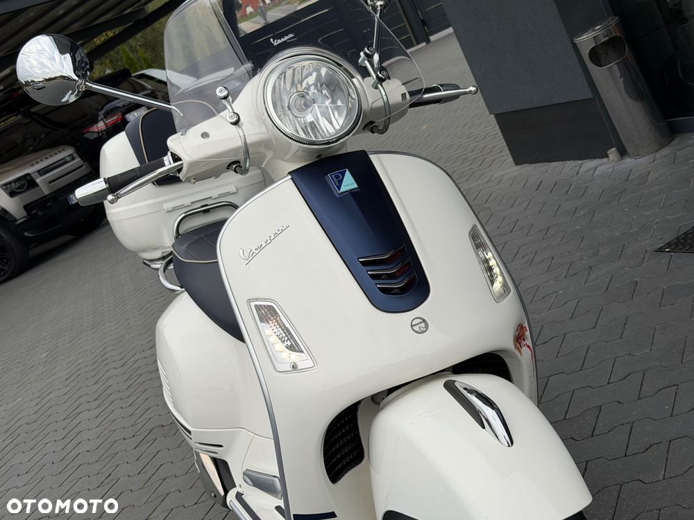 Vespa GTS - 25