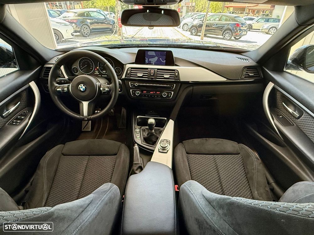 BMW 328 i Pack M - 19