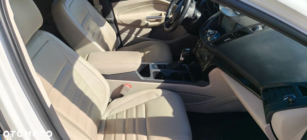Ford Escape 2.0 EcoBoost AWD Titanium - 7