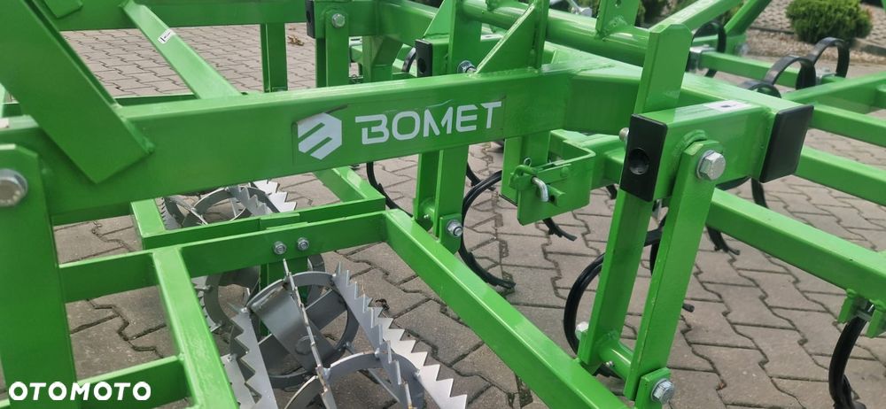 Bomet U724/1 - 4