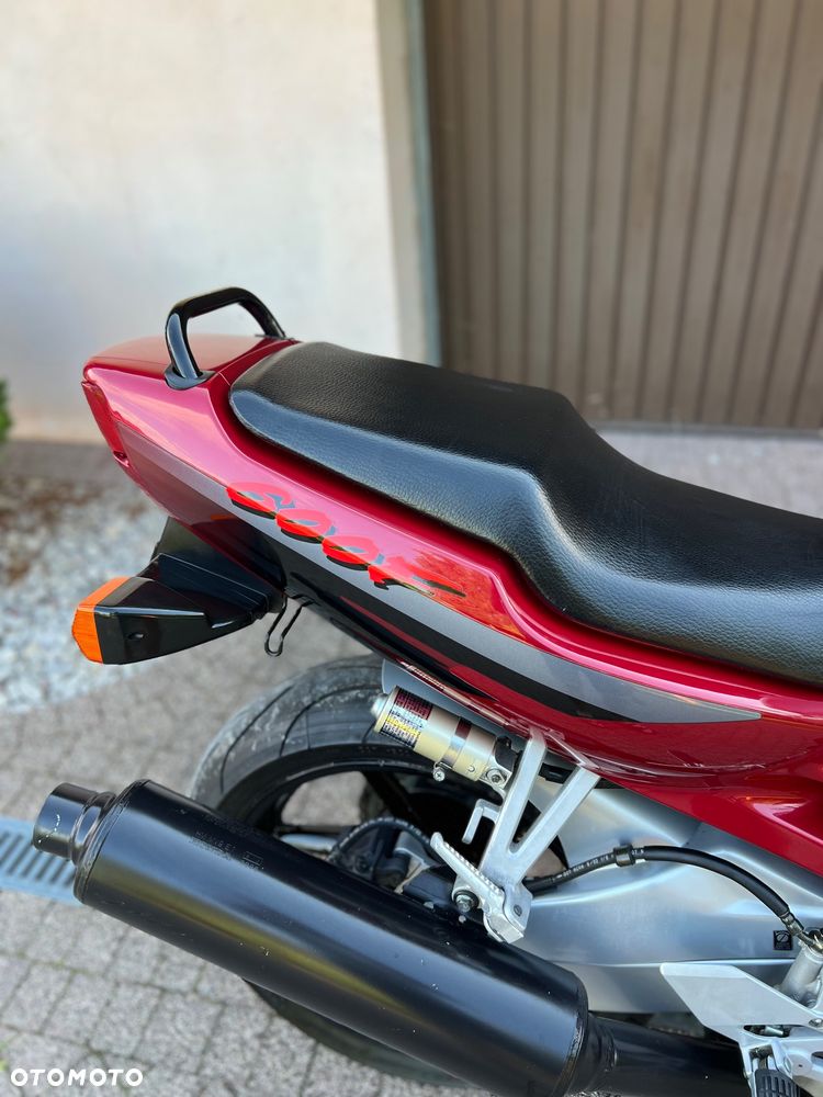 Honda CBR - 9
