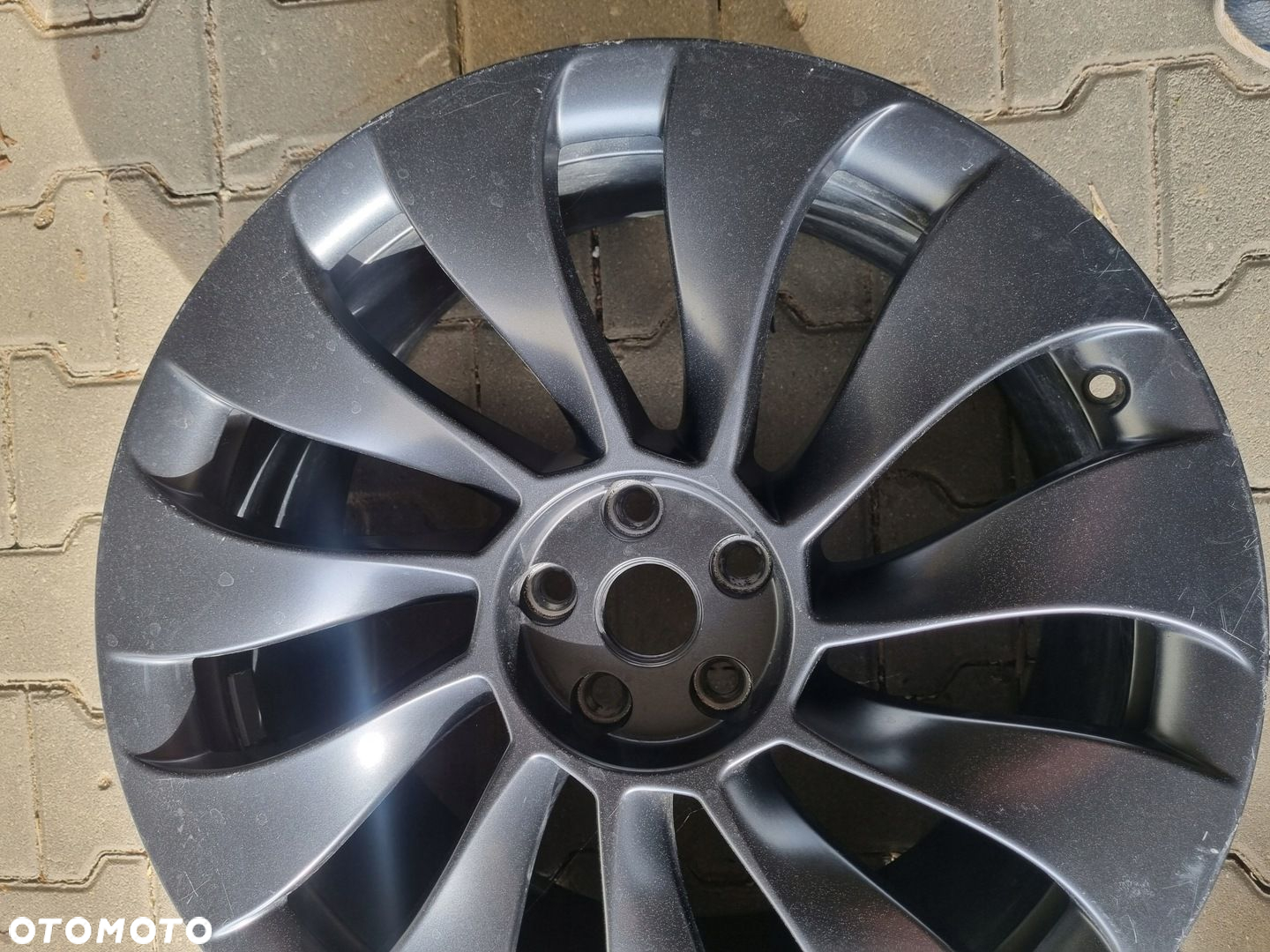 FELGA TESLA Y PERFORMANCE 9,5x21 ET40 1188226-00-C - 2