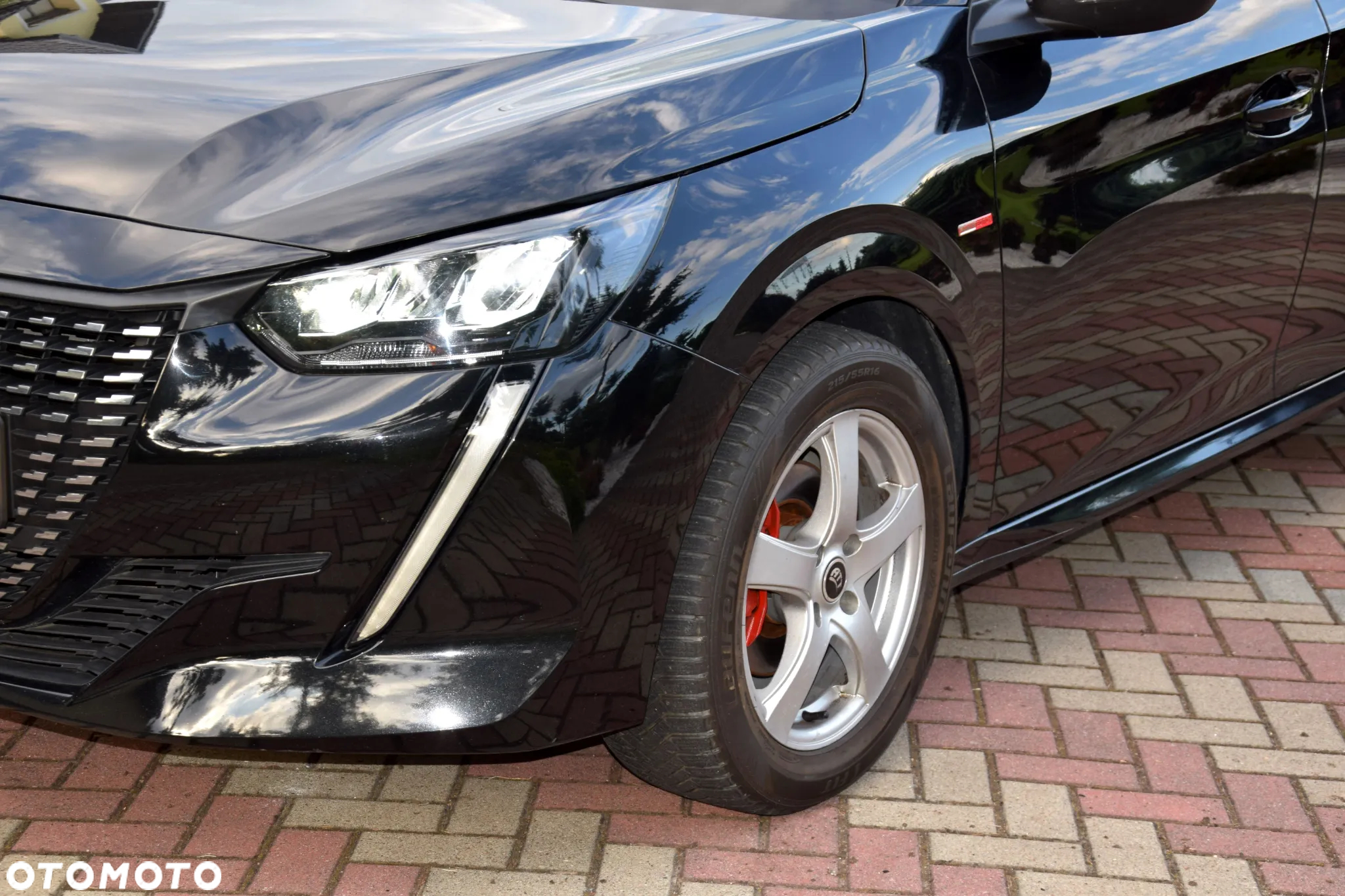 Peugeot 208 - 27