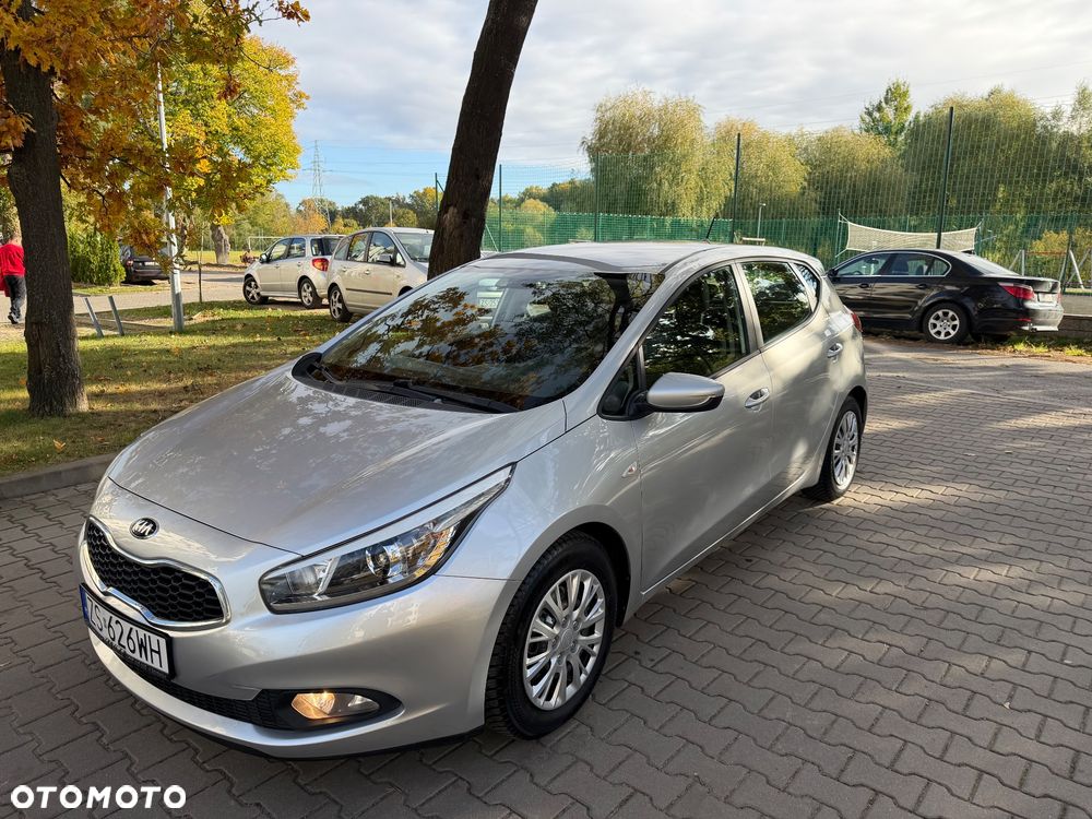 Kia Ceed 2013 photo 3