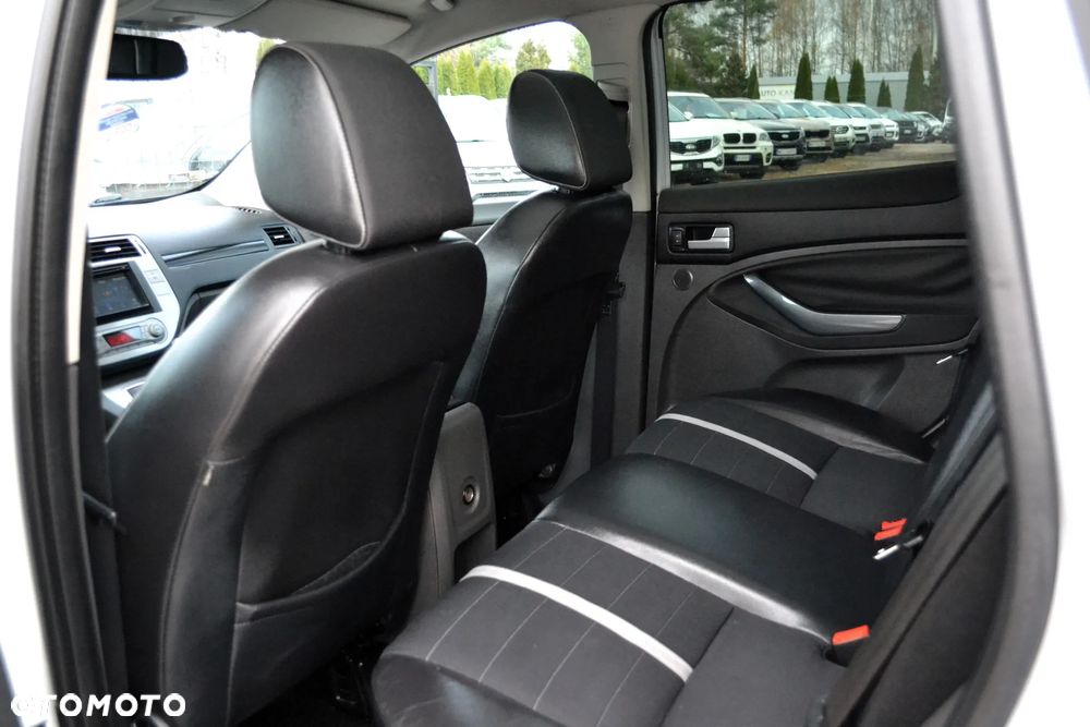 Ford Kuga 2.0 TDCi 4x4 Trend - 11