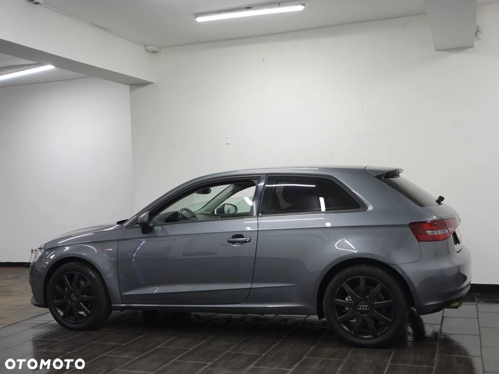 Audi A3 Sportback 2.0 TDI Ambiente - 5