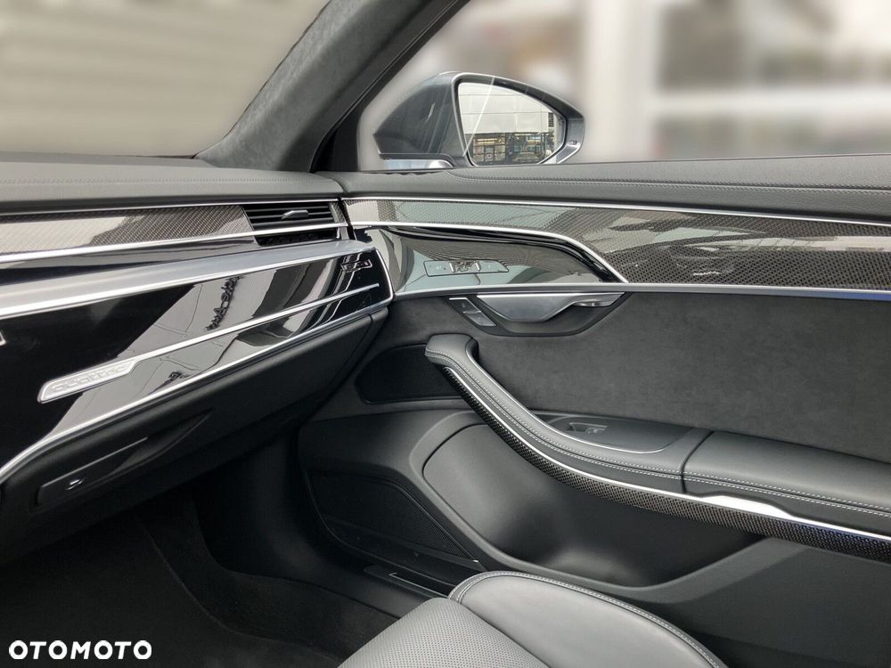 Audi A8 - 33