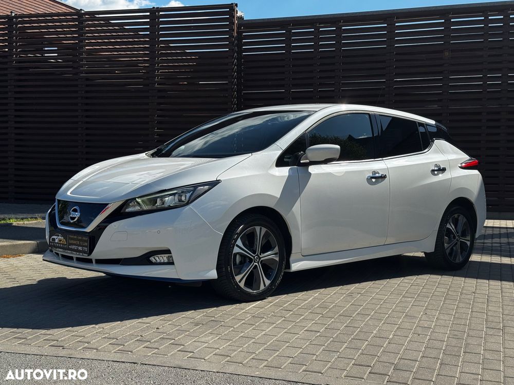 Nissan LEAF - 8