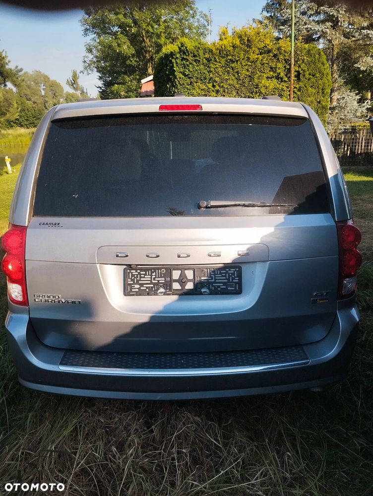 Dodge Grand Caravan 3.6 R/T - 12