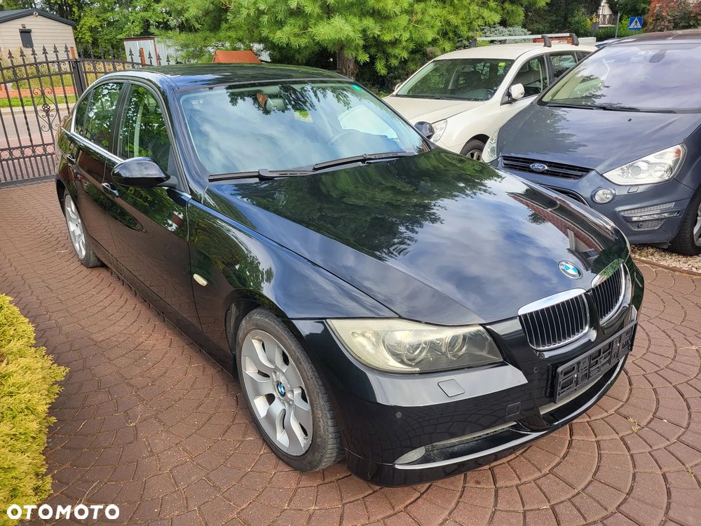 BMW Seria 3 325xi - 35
