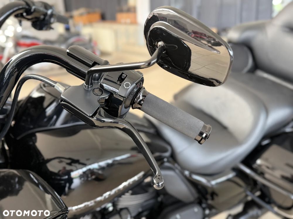 Harley-Davidson Touring Road Glide - 18