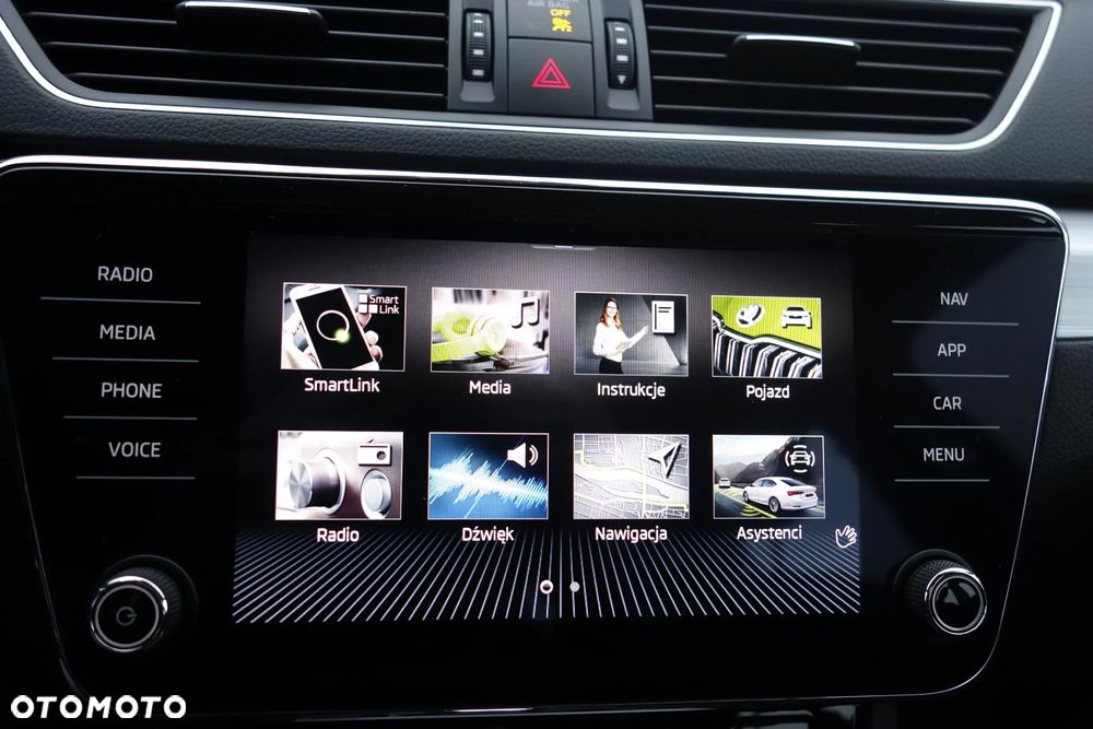 Skoda Superb 1.5 TSI DSG Style - 23