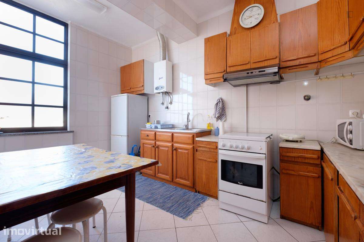 Quarto - localizado em Arregaça Coimbra - Grande imagem: 5/20