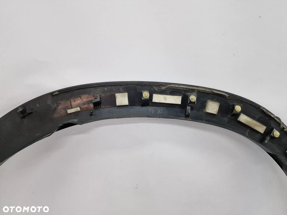 LEXUS NX 14- PRAWA PRZEDNIA PRZÓD LISTWA NA BŁOTNIK , NR 75601-78010 , NR AUKCJI NLB183 - 17