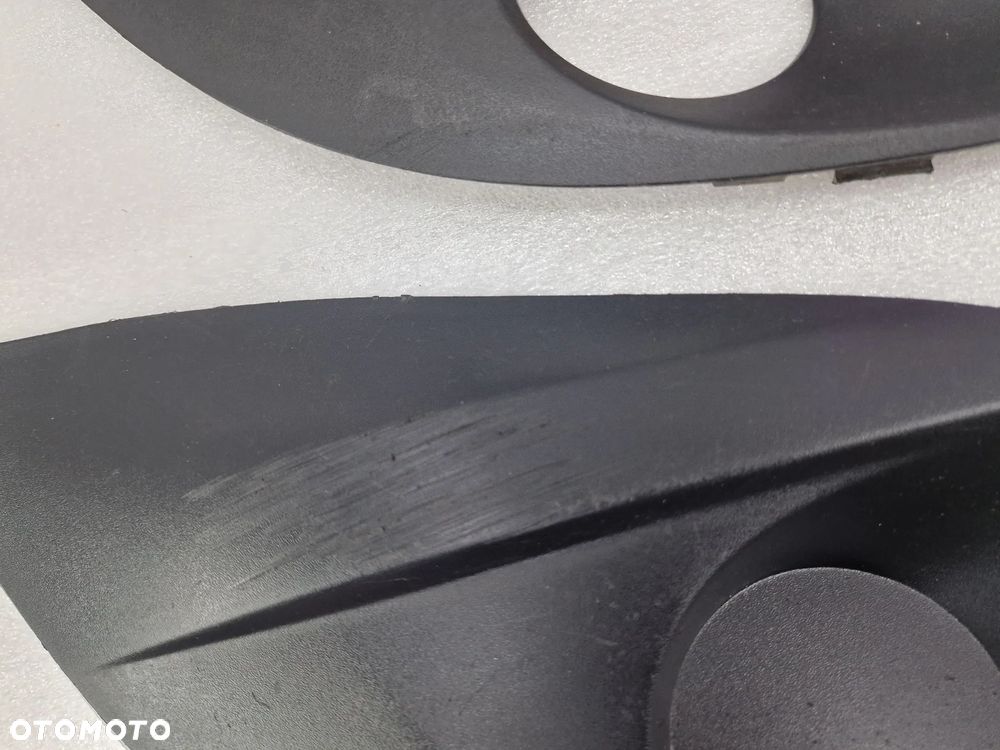 OPEL MERIVA B 10- LEWA KRATKA BOCZNA ZDERZAKA PRZEDNIEGO PRZÓD , NR 13267748 / 13267744 , NR AUKCJI B/39 - 5