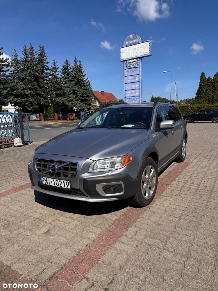 Volvo XC 70 - 1