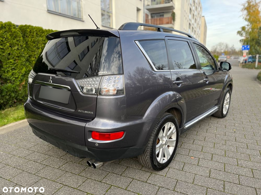 Mitsubishi Outlander 2.2 DID Instyle EU5 TC-SST - 5