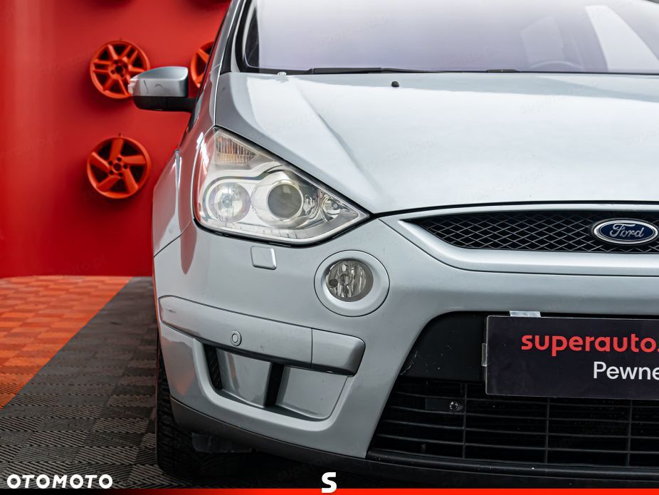 Ford S-Max - 24