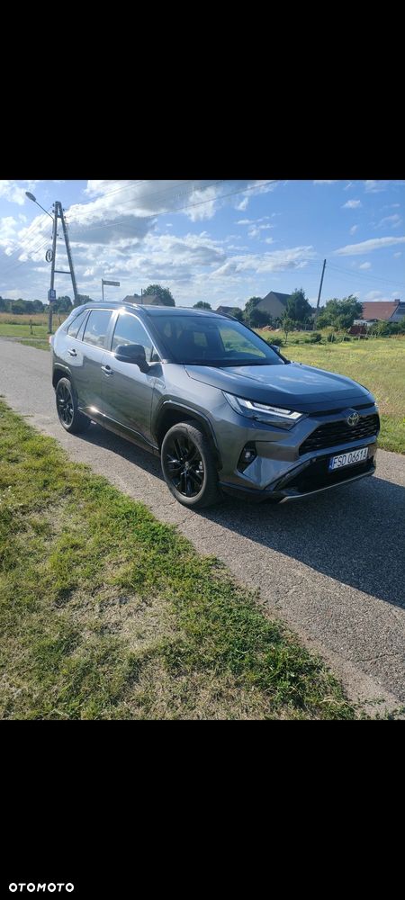 Toyota RAV4 - 1