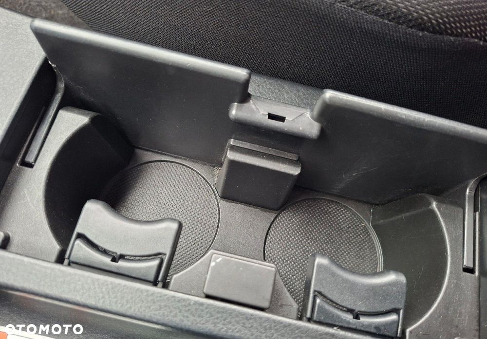 Suzuki Grand Vitara - 32