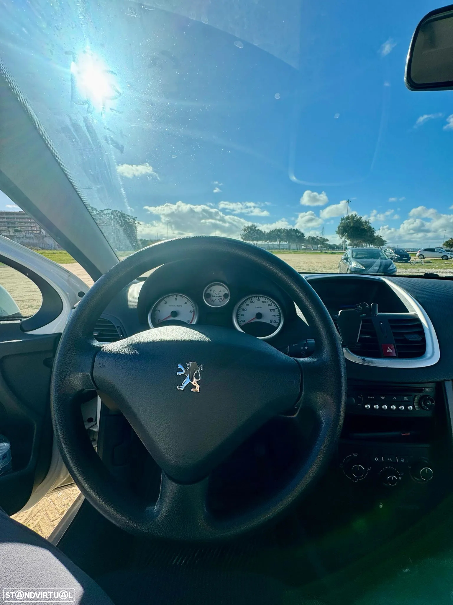 Peugeot 207 1.4 HDi WIP Nav - 15