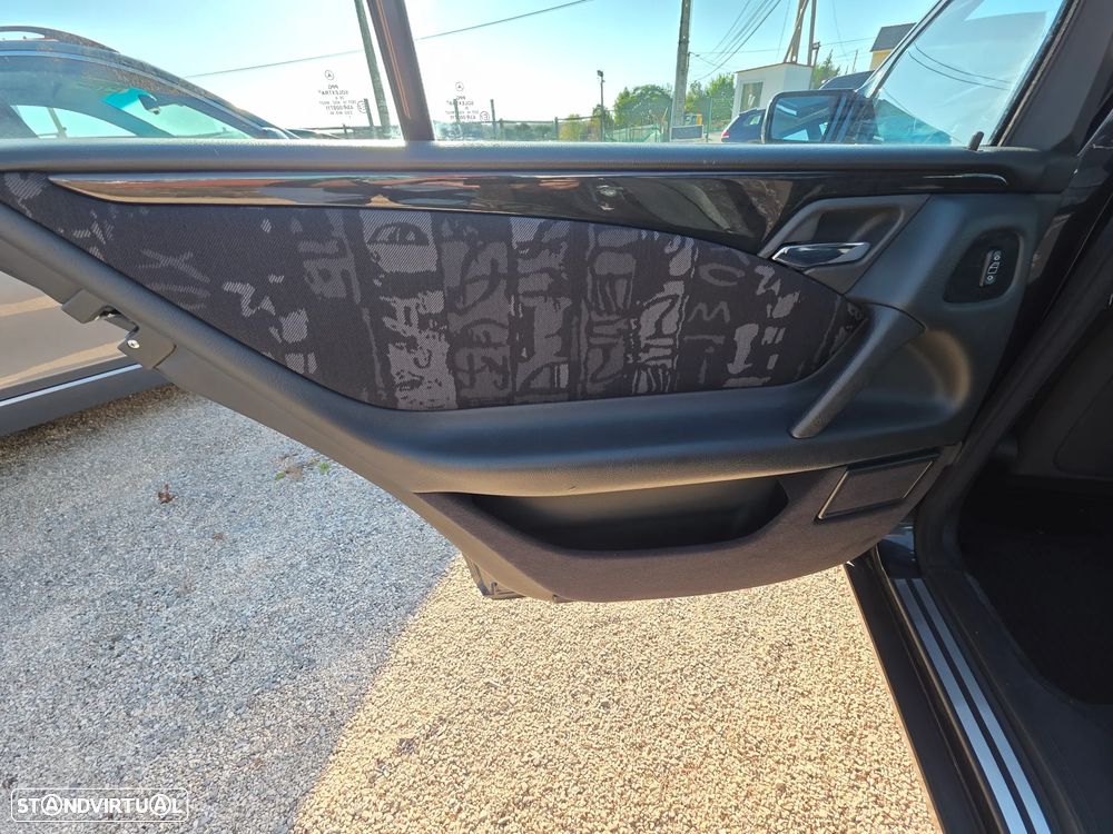 Mercedes-Benz E 250 TD Classic - 20