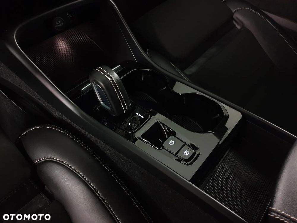 Volvo XC 40 T4 Recharge DKG RDesign - 31